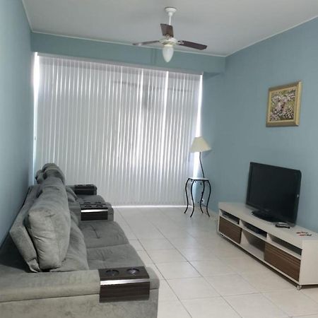Apartamento Pes Na Areia Santos  Buitenkant foto
