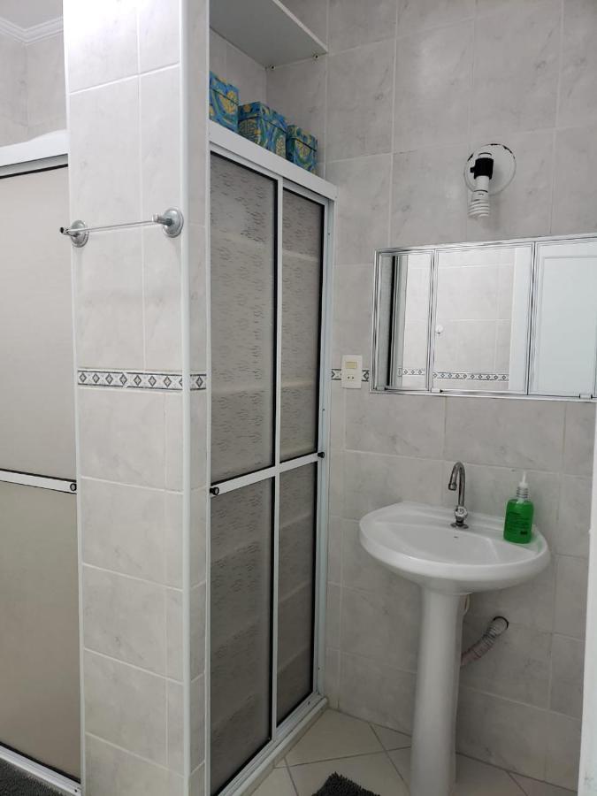 Apartamento Pes Na Areia Santos  Buitenkant foto